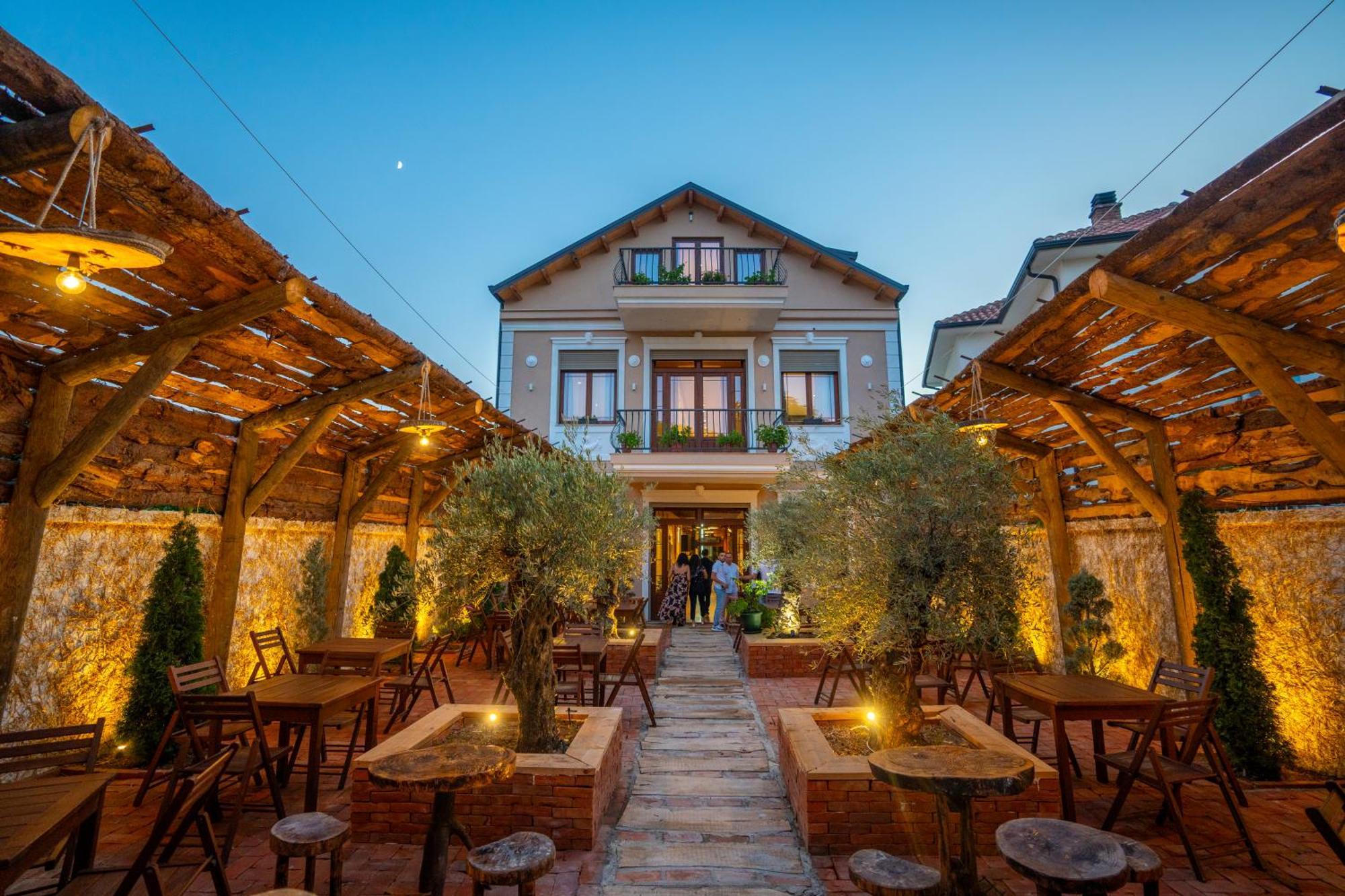 Gjuhadoli Hotel Restaurant Σκόδρα Εξωτερικό φωτογραφία